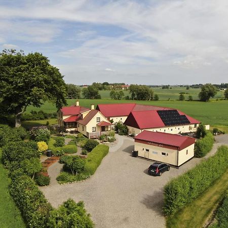 Hylteberga Gard Bed & Breakfast Skurup Buitenkant foto