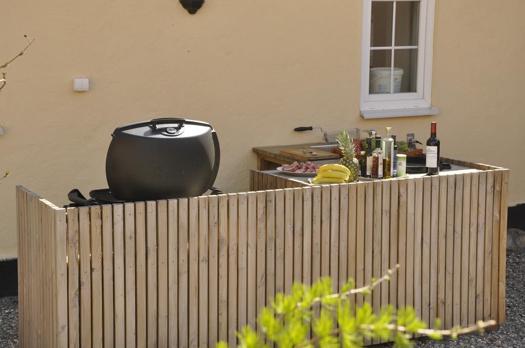 Hylteberga Gard Bed & Breakfast Skurup Buitenkant foto